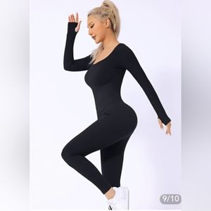 Black Solid Knit Bodysuit (Size M)